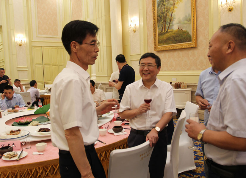 楊安民從業(yè)卅五周年系列報(bào)道--“璀璨卅五年，榮耀共分享”紀(jì)念晚宴